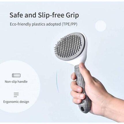 Четка овал за разресване с бутон